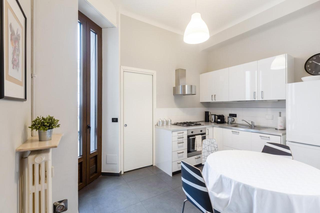 Spacious And Brilliant Apartment In Duomo By Easylife Milano Exterior foto