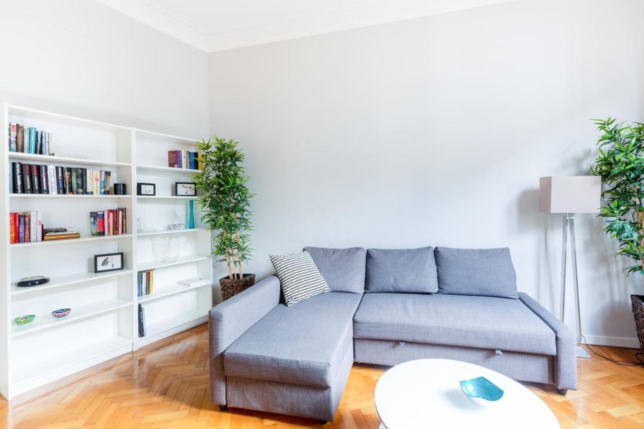 Spacious And Brilliant Apartment In Duomo By Easylife Milano Exterior foto