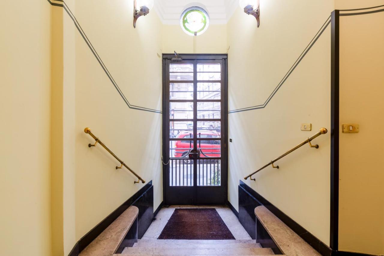 Spacious And Brilliant Apartment In Duomo By Easylife Milano Exterior foto